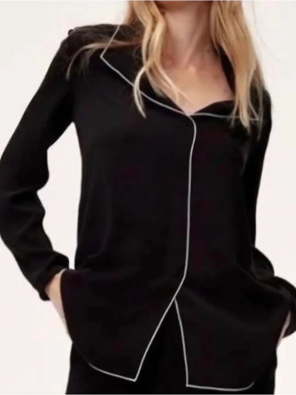 Aritzia Babaton Rena Blouse, size S